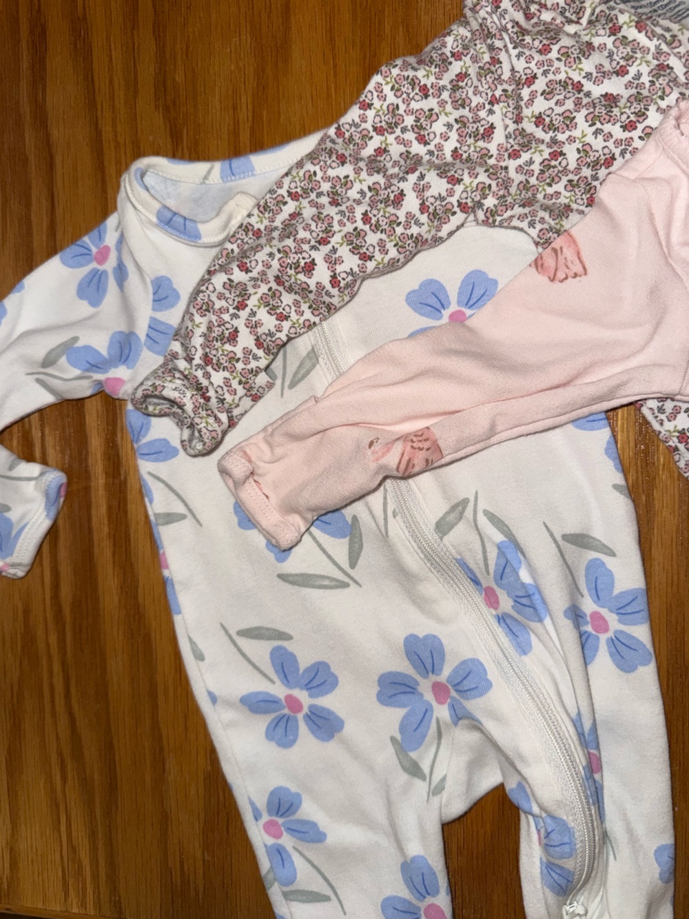 Carters Baby Sleepers 5 pack - Picture 8 of 8